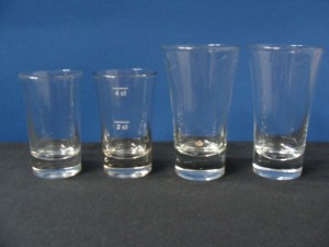 53026 mértékjeles pohár 3cl, 3-5 cl, 2-4cl, jelöletlen 4cl, 7,5 cl